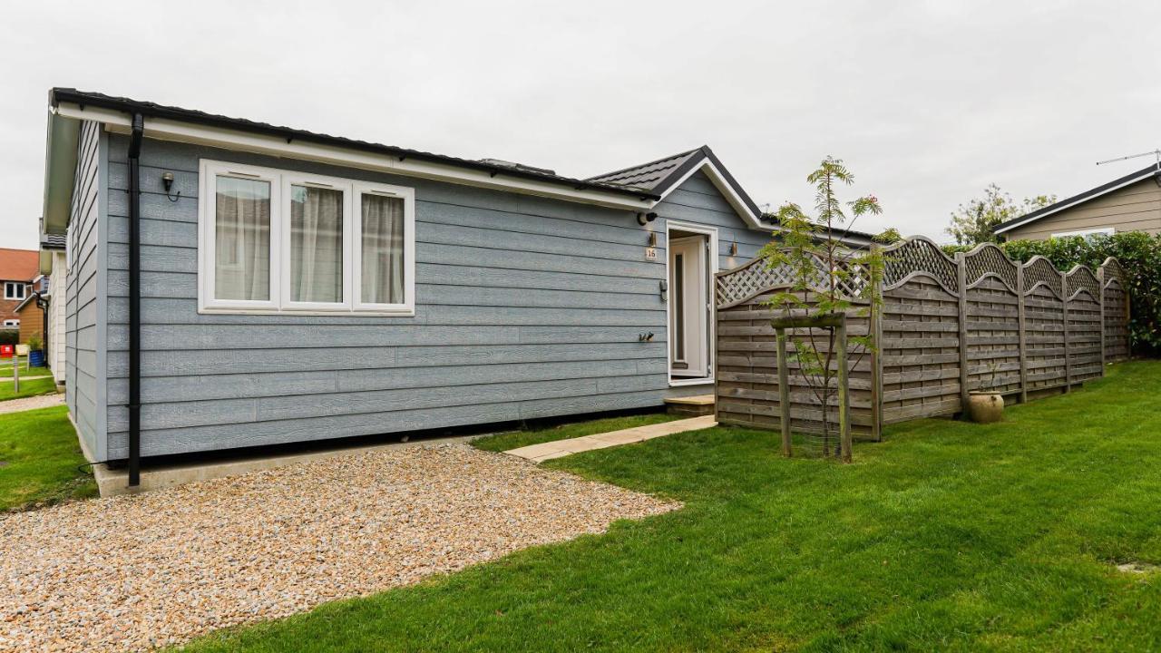 Golden Cross Holiday Park Hailsham Exteriör bild